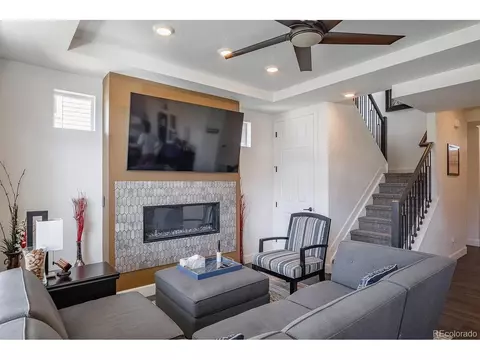4105 N Picadilly Ct, Aurora, CO 80019 photo 4