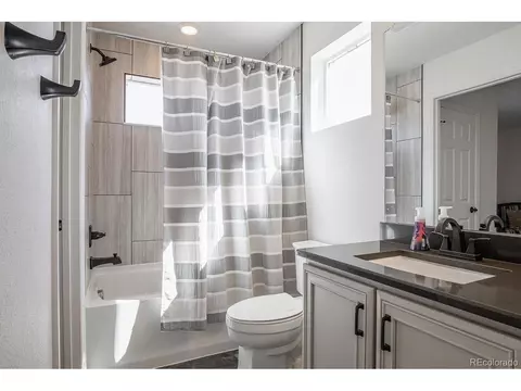 4105 N Picadilly Ct, Aurora, CO 80019 photo 25