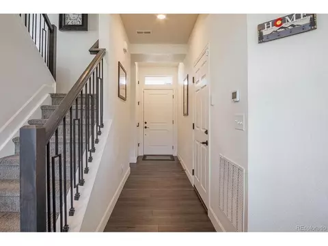 4105 N Picadilly Ct, Aurora, CO 80019 photo 3