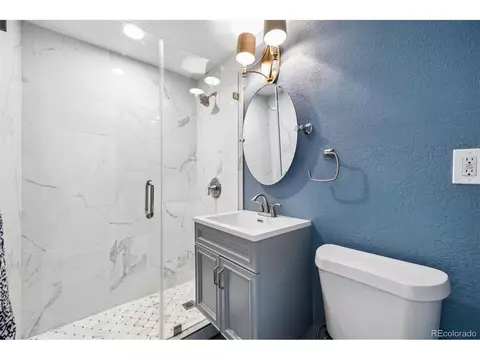 Bath - 3720 E 7th Ave Pkwy, Denver, CO 80206 photo 4 of 4