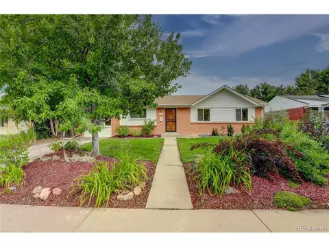738 S Grape St, Denver, CO 80246