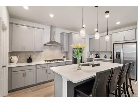 23936 E River Front Dr, Aurora, CO 80019 photo 8