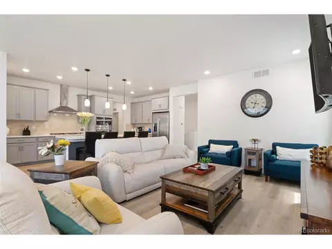 23936 E River Front Dr, Aurora, CO 80019 photo 16