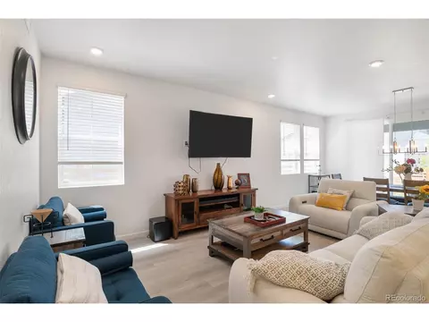 23936 E River Front Dr, Aurora, CO 80019 photo 14