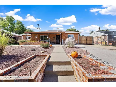 9071 Emerson St, Thornton, CO 80229