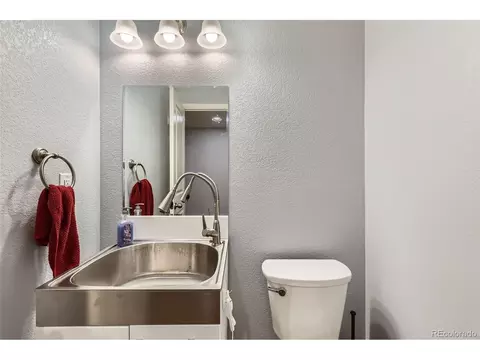 Bath - 14641 E Poundstone Dr, Aurora, CO 80015 photo 5 of 5
