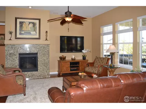 2022 Vineyard Dr, Windsor, CO 80550 photo 3
