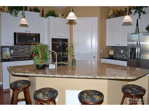 2022 Vineyard Dr, Windsor, CO 80550 photo 8