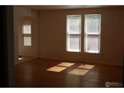 733 7th St, Berthoud, CO 80513 photo 2