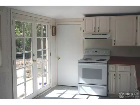 733 7th St, Berthoud, CO 80513 photo 5