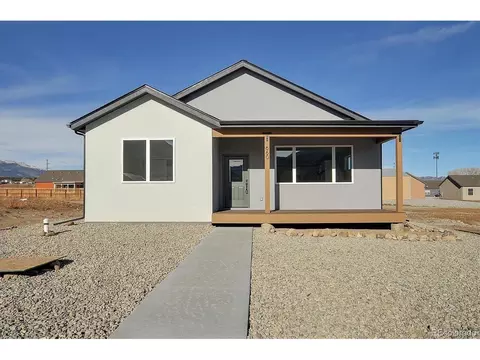 660 Alabama St, Poncha Springs, CO 81242