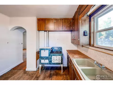 2537 Pine St, Boulder, CO 80302 photo 8