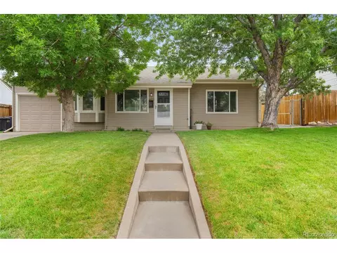 3076 S Grape Way, Denver, CO 80222