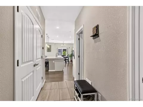 Entry Way - 24817 E Calhoun Pl #B, Aurora, CO 80016 photo 2 of 3