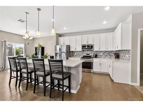 Kitchen - 24817 E Calhoun Pl #B, Aurora, CO 80016 photo 2 of 7