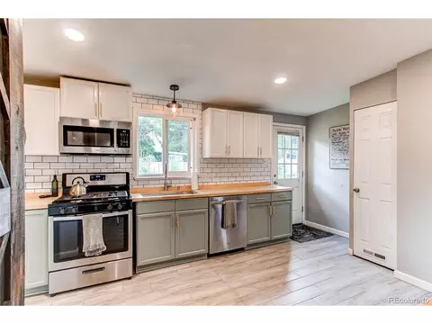 6025 Carr St, Arvada, CO 80004 photo 8