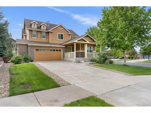 122 N Biloxi Way, Aurora, CO 80018