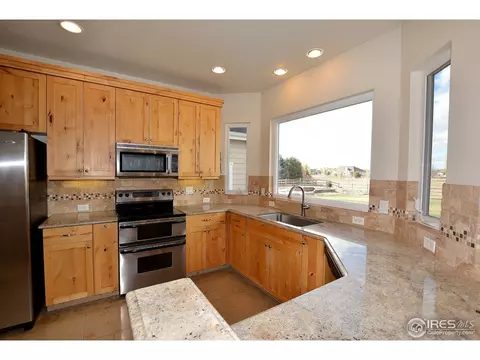 1421 Red Fox Cir, Severance, CO 80550 photo 10