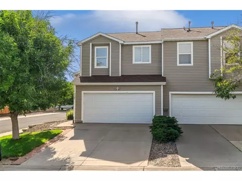 5525 S Quemoy Cir, Aurora, CO 80015