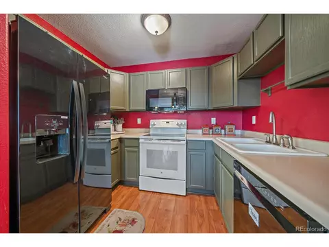15975 E 13th Ave, Aurora, CO 80011 photo 8