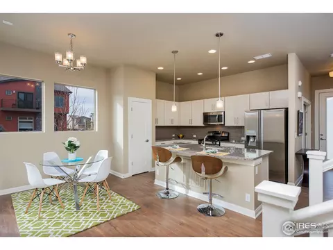 6762 Larsh Dr, Denver, CO 80221 photo 5