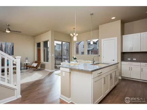 6762 Larsh Dr, Denver, CO 80221 photo 9