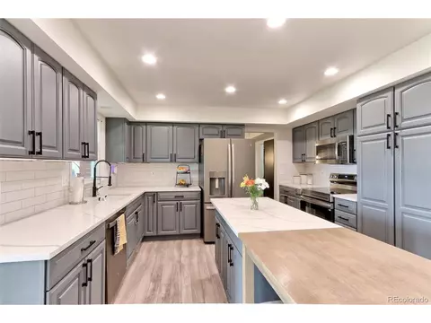 Kitchen - 3260 E 128th Pl, Thornton, CO 80241 photo 2 of 5