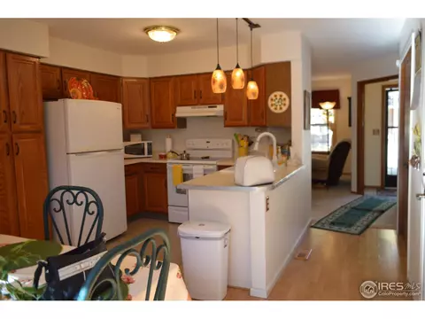 5256 Estes Cir, Arvada, CO 80002 photo 4