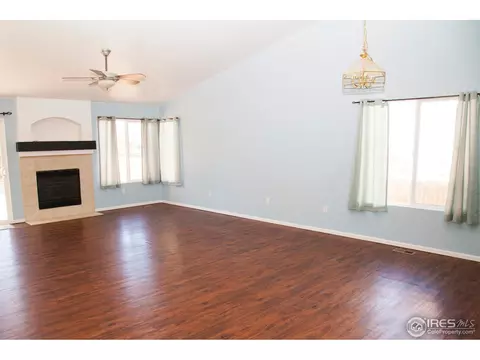 7159 Canyon Ave, Frederick, CO 80504 photo 4