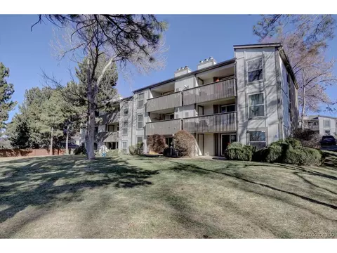 7318 S Xenia Cir #A, Centennial, CO 80112