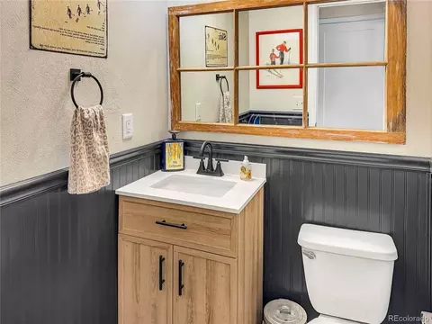 Bath - 13232 W Layton Ave, Morrison, CO 80465 photo 2 of 5