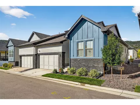 8283 S Queen St, Littleton, CO 80127