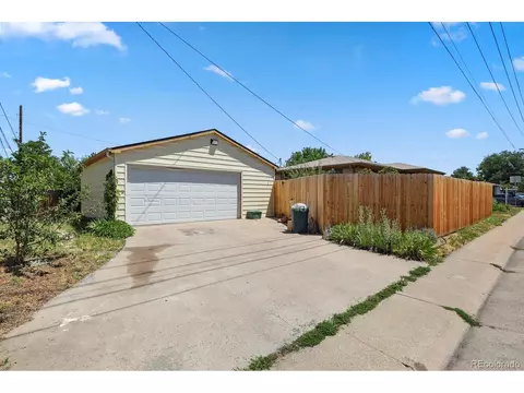 10595 E 23rd Ave, Aurora, CO 80010 photo 6