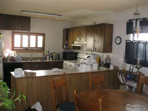 731 Douglas St, Sterling, CO 80751 photo 6