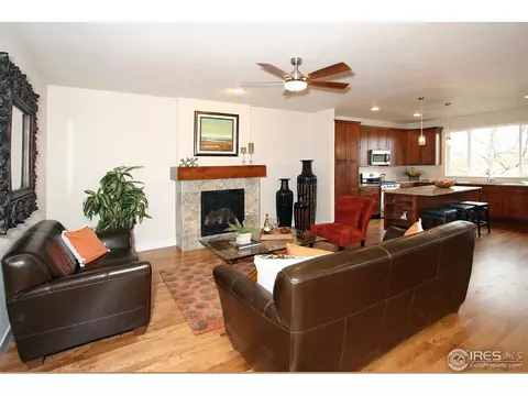 1437 Moonlight Dr, Longmont, CO 80504 photo 3