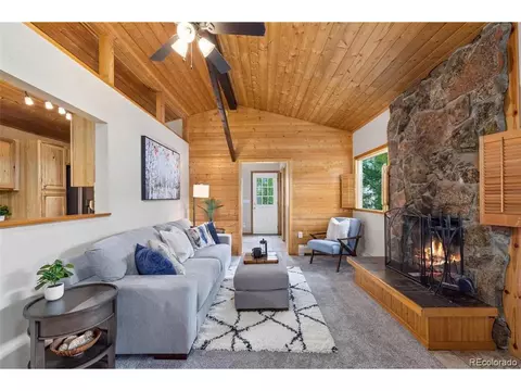 27 E Hanson Rd, Dillon, CO 80435