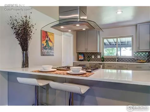 5565 E Bails Dr, Denver, CO 80222 photo 7