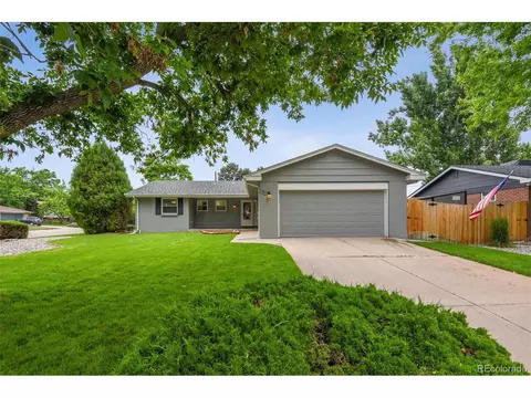 5941 S Nixon Ct, Littleton, CO 80123