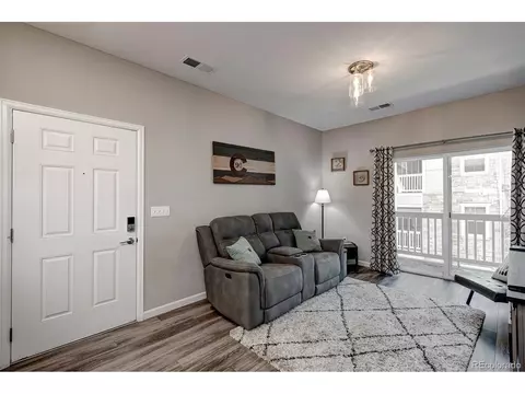 1831 S Dunkirk St #306, Aurora, CO 80017