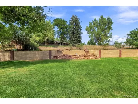 Exterior - 8035 E Jefferson Pl, Denver, CO 80237 photo 4 of 7