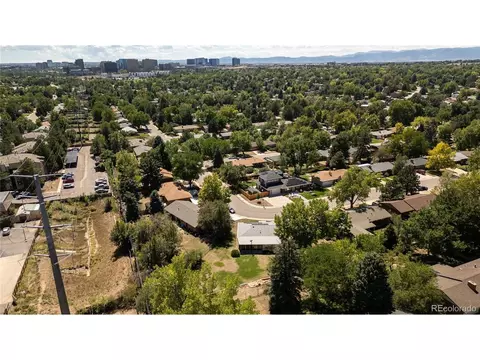 View/Area - 8035 E Jefferson Pl, Denver, CO 80237 photo 4 of 4