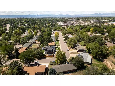 View/Area - 8035 E Jefferson Pl, Denver, CO 80237 photo 2 of 4