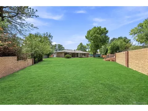 Exterior - 8035 E Jefferson Pl, Denver, CO 80237 photo 5 of 7