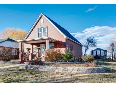 318 E Michigan Ave, Berthoud, CO 80513 photo 2