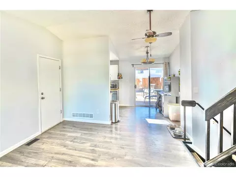17572 E Whitaker Dr, Aurora, CO 80015 photo 4
