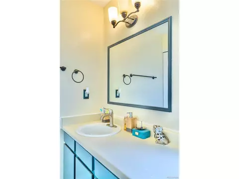17572 E Whitaker Dr, Aurora, CO 80015 photo 11
