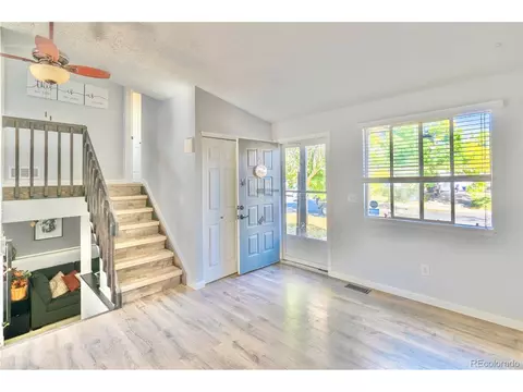 17572 E Whitaker Dr, Aurora, CO 80015 photo 3