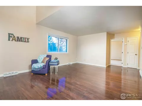 945 49th Ave, Greeley, CO 80634 photo 9