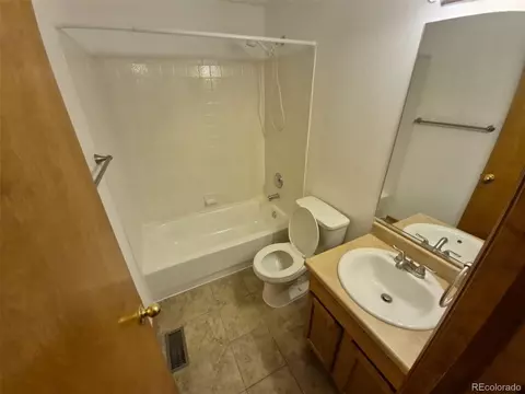 Undisclosed, Aurora, CO 80013 photo 30