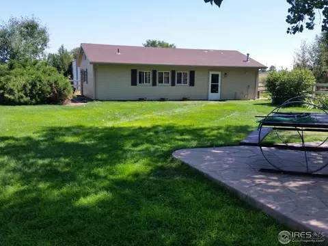 7156 Maple St, Longmont, CO 80504 photo 1